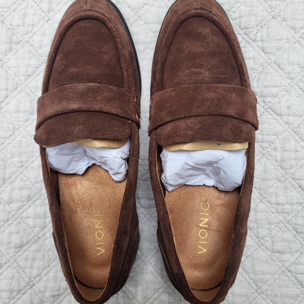 Vionic Women's CLEO Dark Brown Suede Loafers